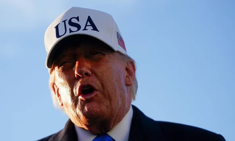 Trump urges other nations' warships to protect Gulf oil route