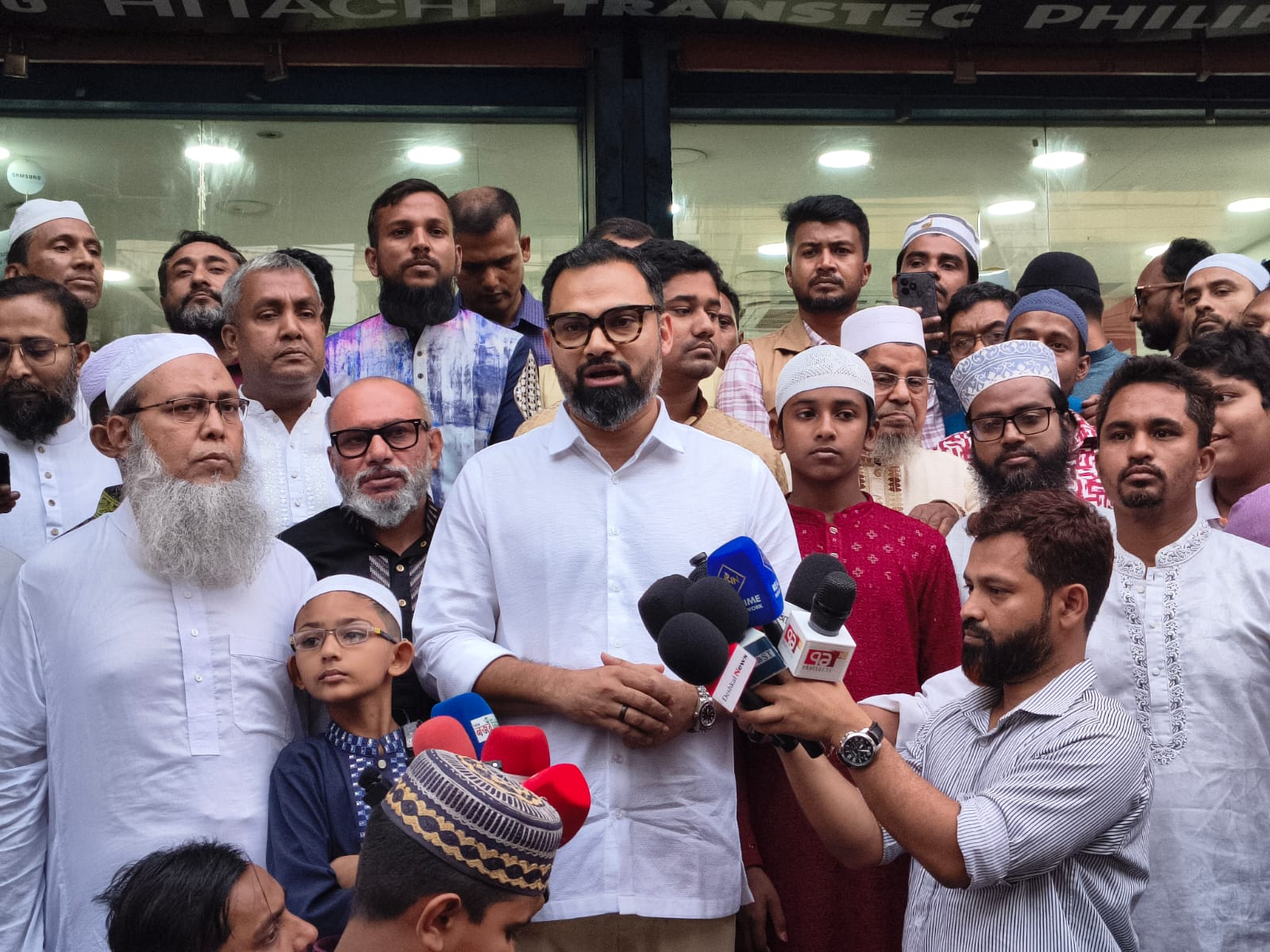 Aminul announces to gift bicycles to 317 teenagers for regular prayers