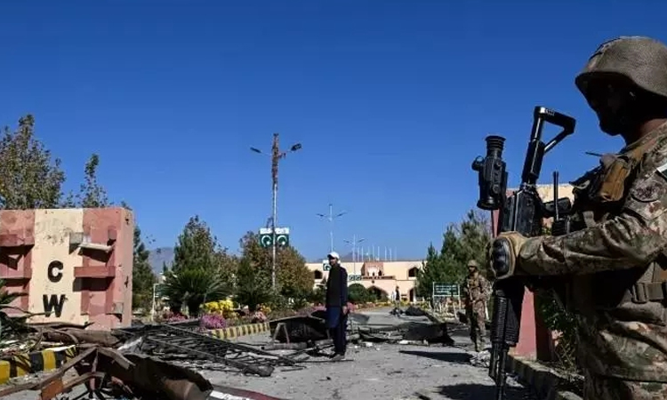 Afghan govt says four civilians killed by Pakistan shelling