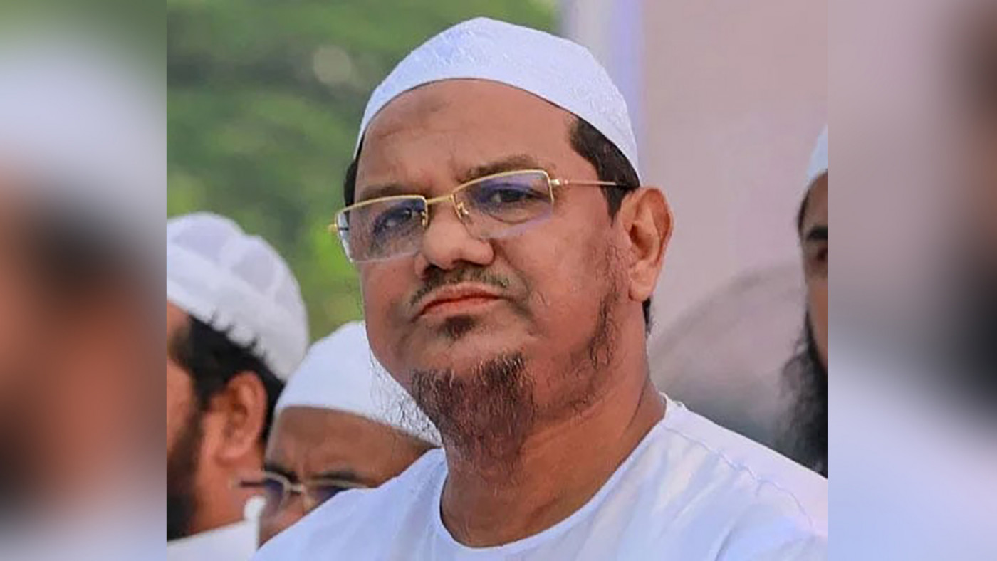 Charmonai Pir extends Eid greetings to nation