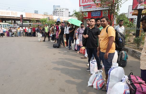 Eid exodus leaves Dhaka nearly empty 