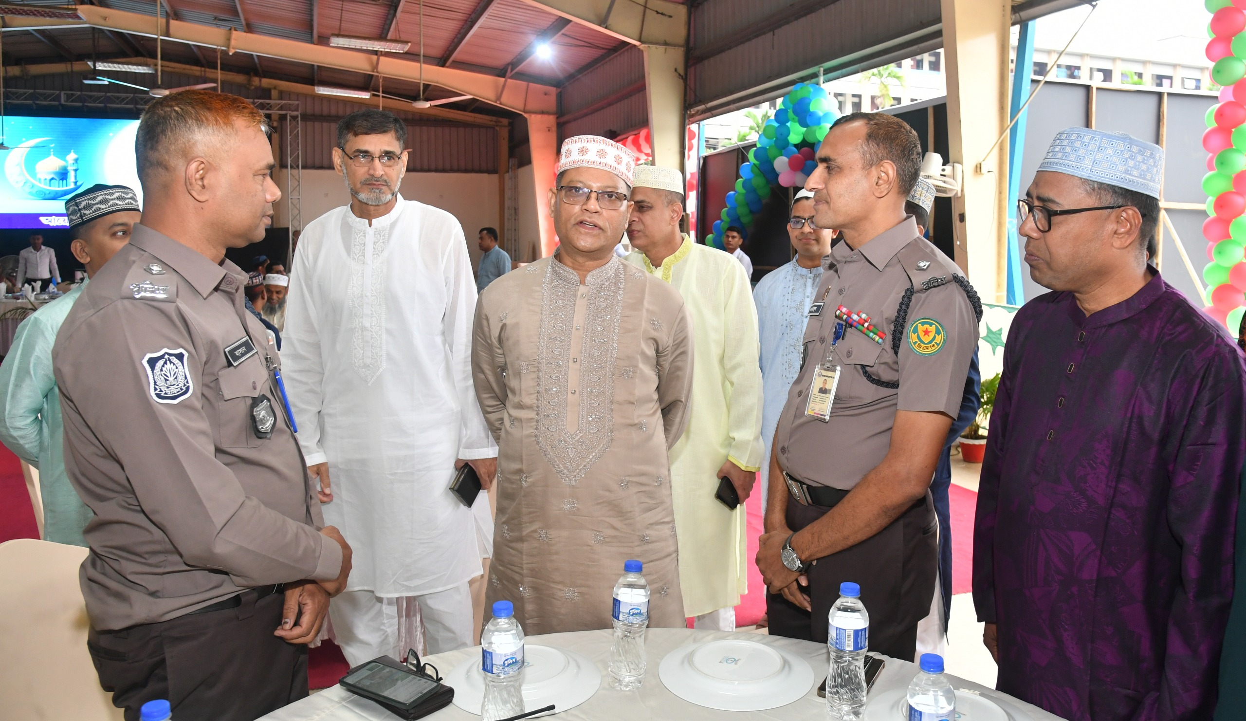 IGP offers Eid prayers at Rajarbagh Parade Ground 