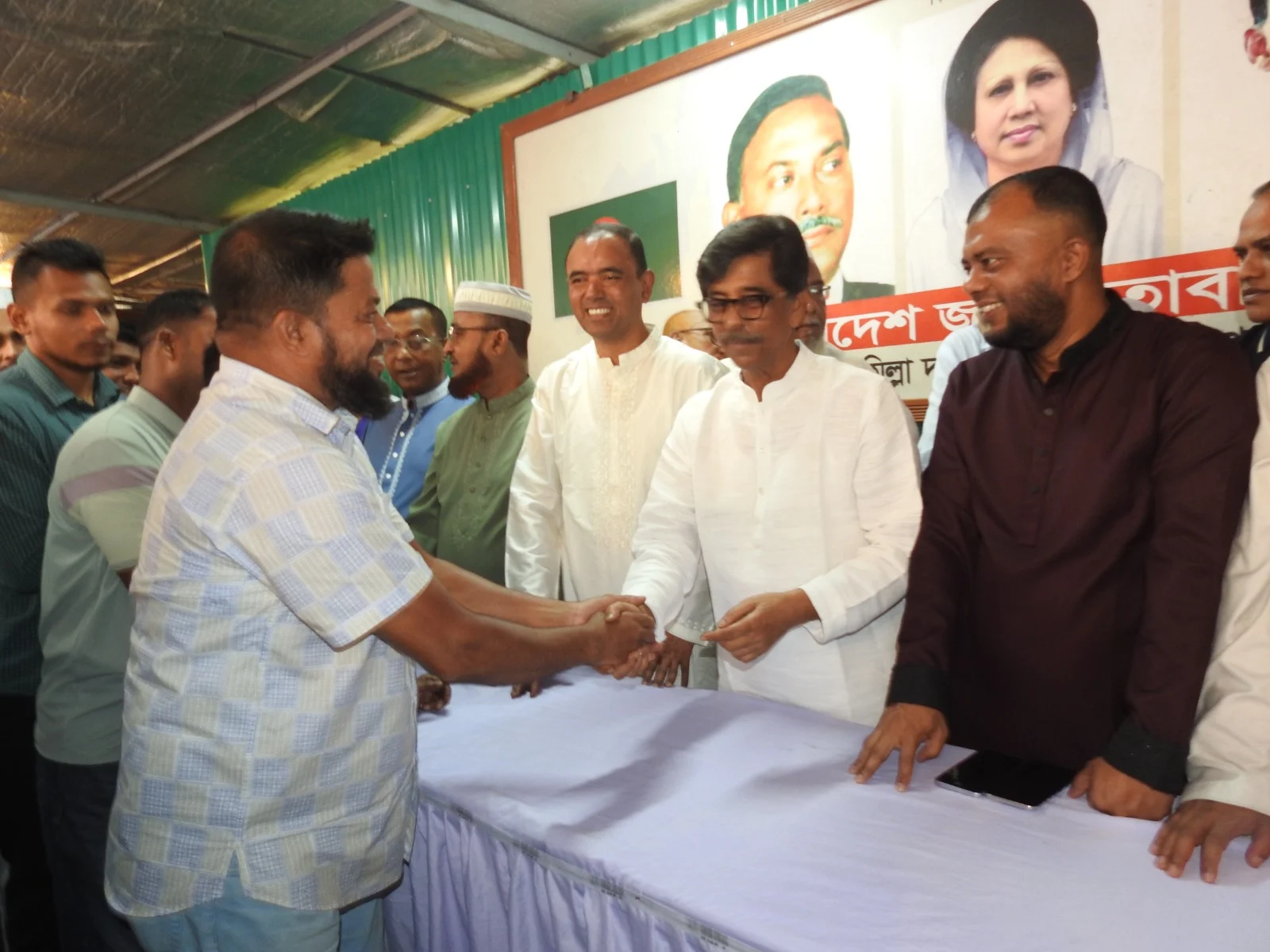 All must stay united to face upcoming challenges: Amin Ur Rashid