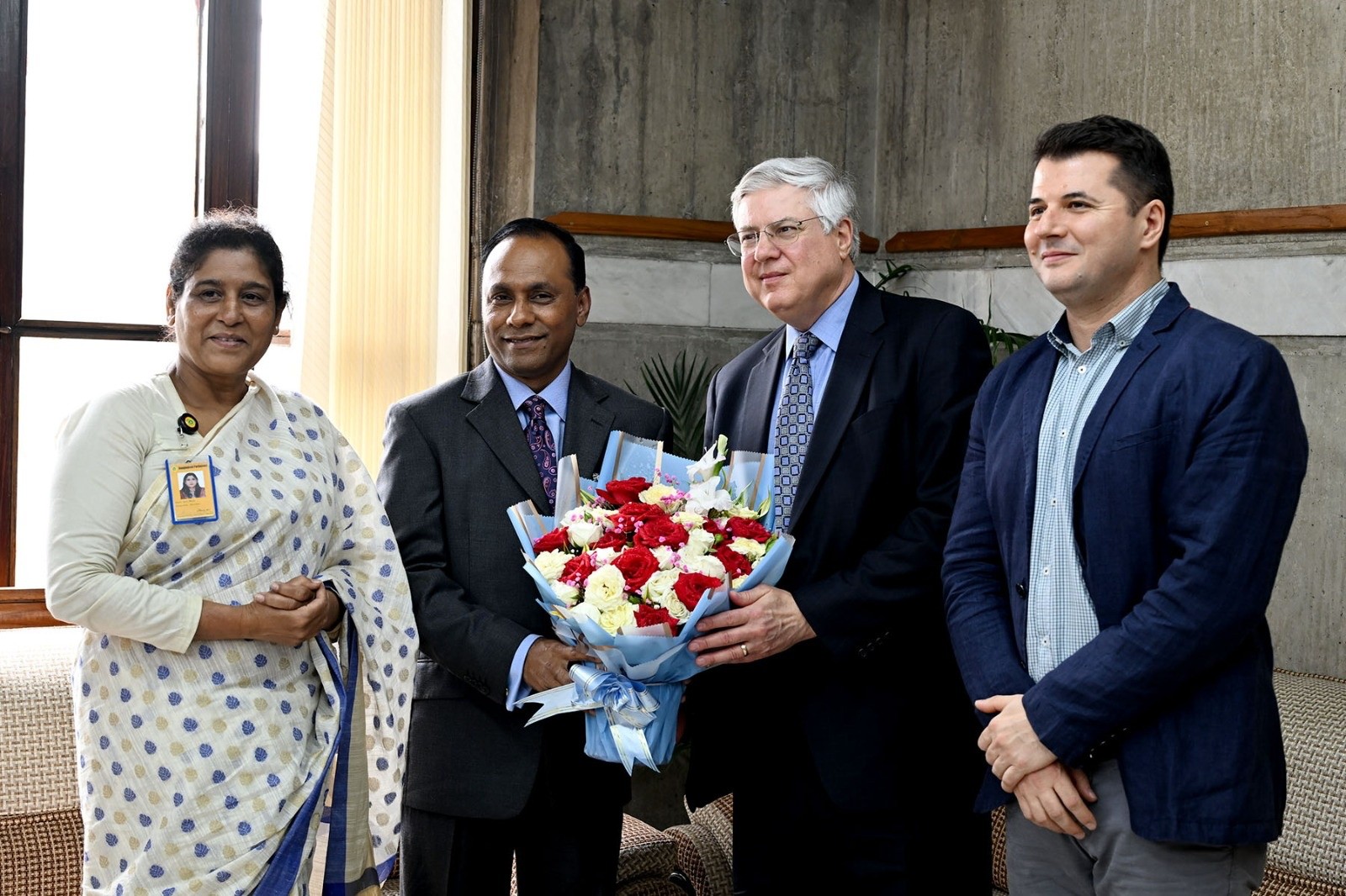 IFES delegation meets Deputy Speaker