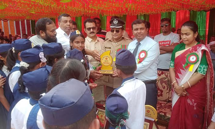 Independence Day observed with due dignity in Bagerhat