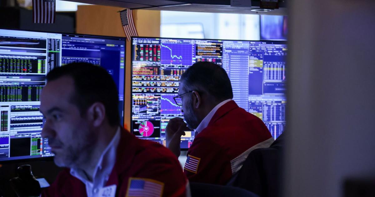 Oil drops as Trump pauses Iran strikes, but stock traders nervous