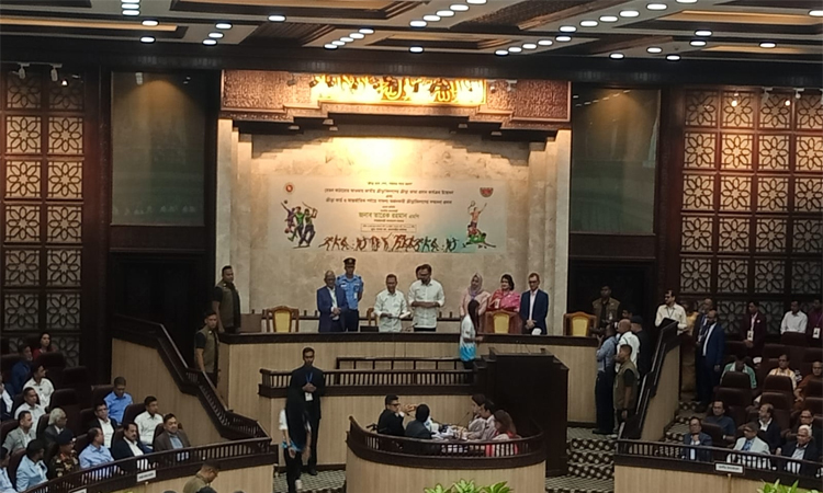 PM opens sports allowance, sports card programmes 