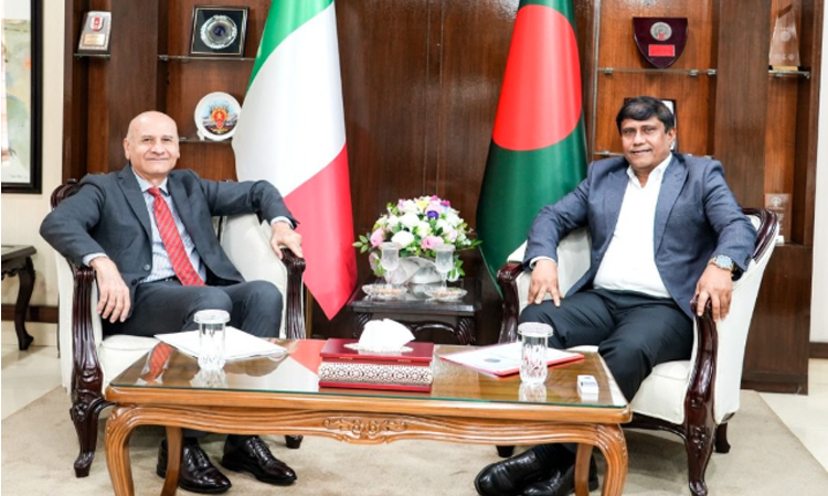 Italian Ambassador pays courtesy call on PM's Defense Adviser