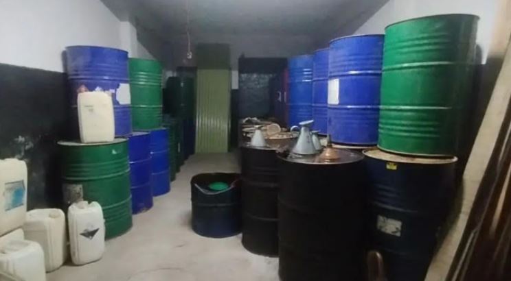 5,375 liters of diesel seized in Meherpur border; one arrested