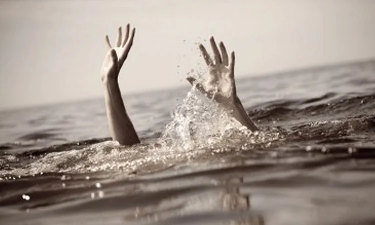 Schoolgirl drowns in Naogaon