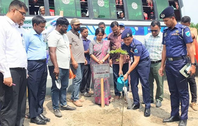 Tree plantation programmes inaugurated in Manikganj