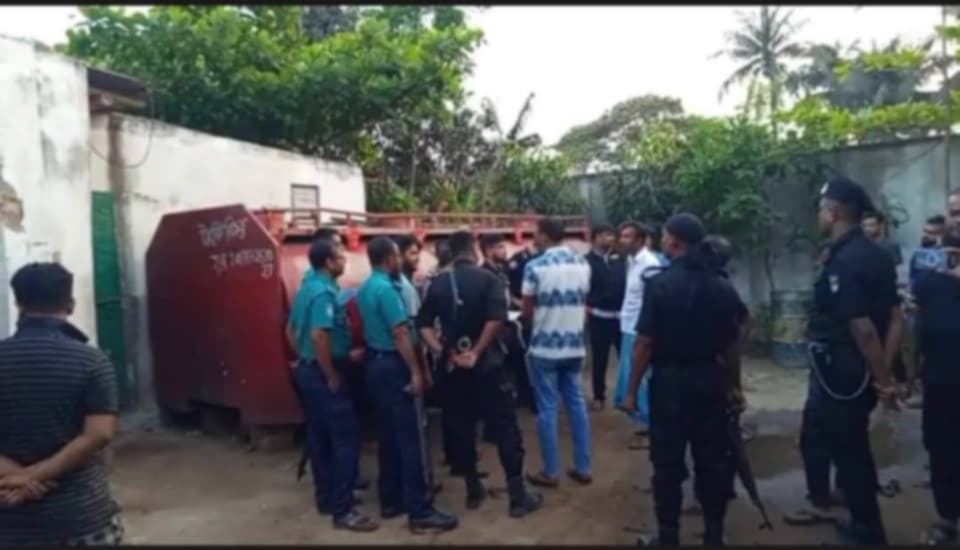 1,235 litres of illegal fuel seized in Khulna; 60,000 tk fined