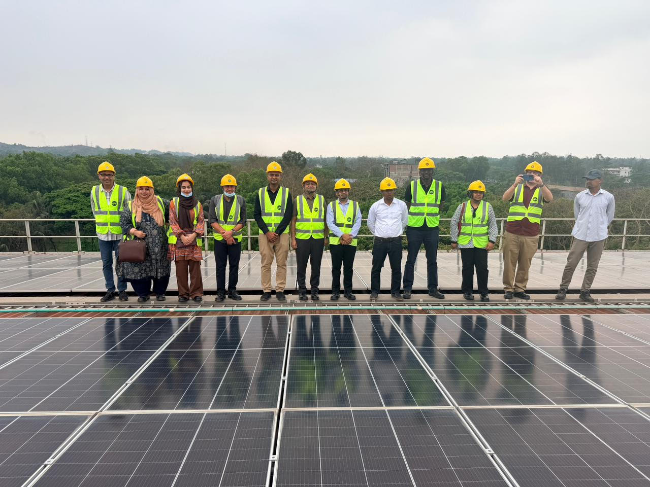 World Bank country Director visits IDCOL-financed rooftop solar project