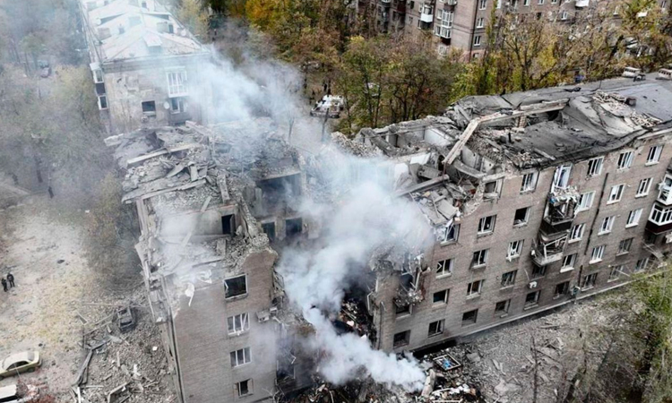 Russian strike kills three including child in southern Ukraine: military official