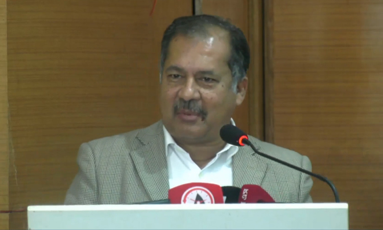 Govt to initiate immediate media reforms to make promises tangible: Swapon 