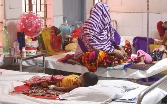 Measles cases surpasses 500 in Chapainawabganj