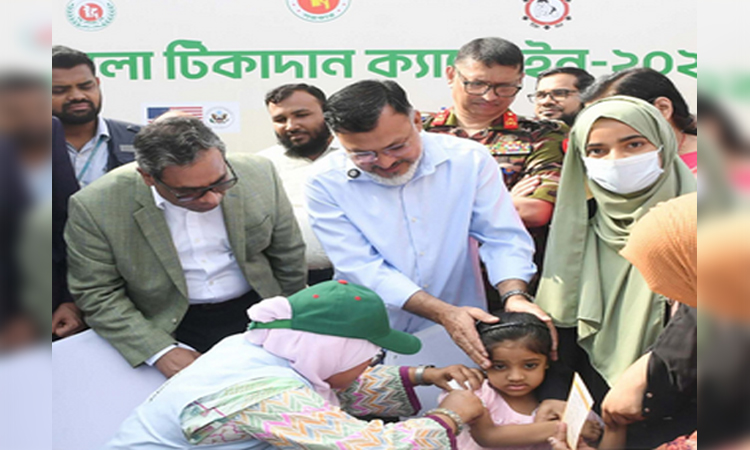 Dr Muhit opens measles-rubella vaccination campaign in city