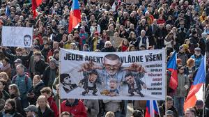 Czech govt draws ire with public media financing plan