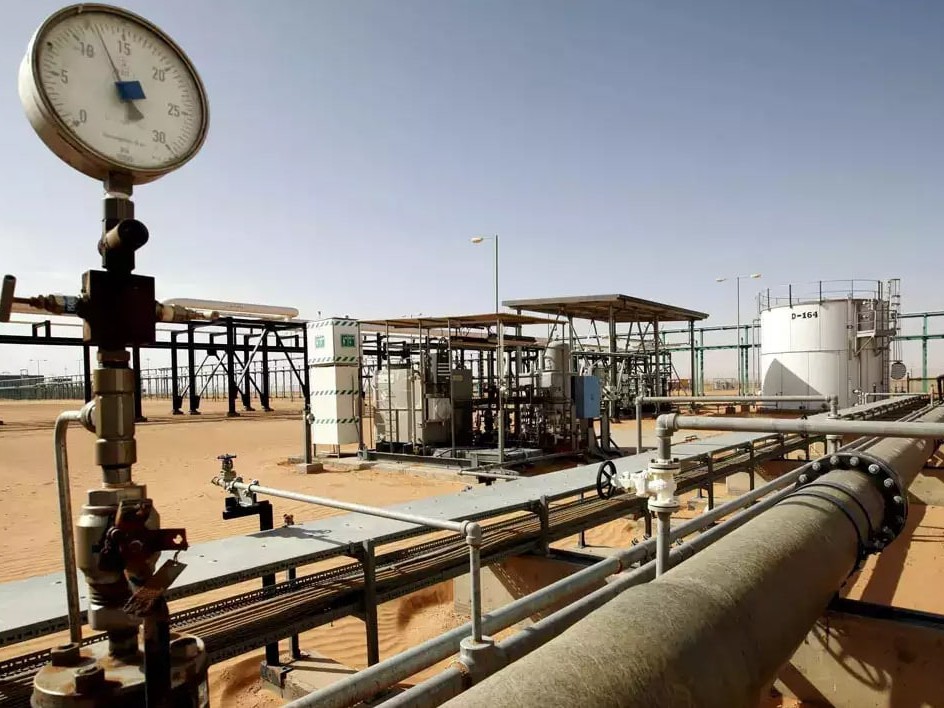 Bangladesh to import 17,000 more tonnes of diesel from India in April