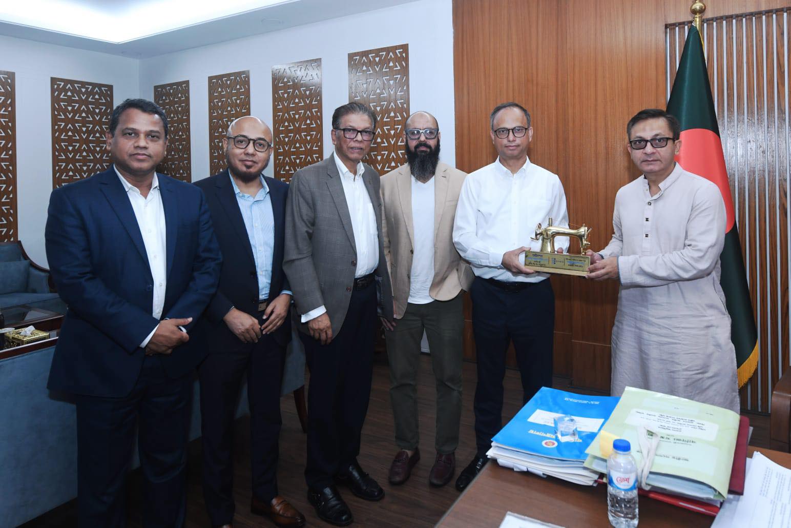 BGMEA urges policy support to sustain RMG competitiveness amid global crises