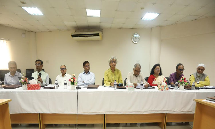 UGC to provide skills and ethics training to one lakh students