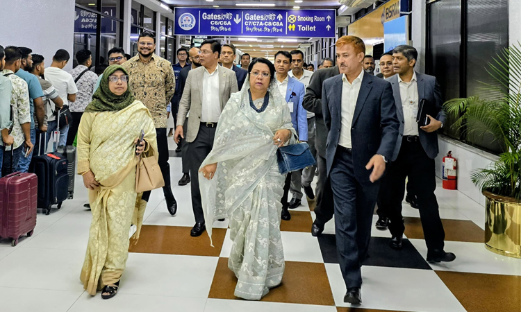 Afroza, Millat inspect Hajj preparations ahead of inaugural flight