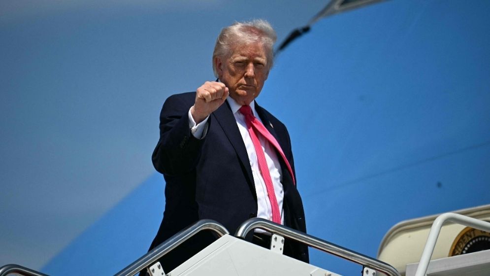 Trump says Iran deal 'very close,' may go to Pakistan to sign