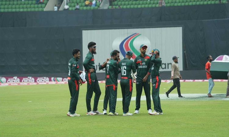Bangladesh restrict New Zealand to 247-8 in series opener