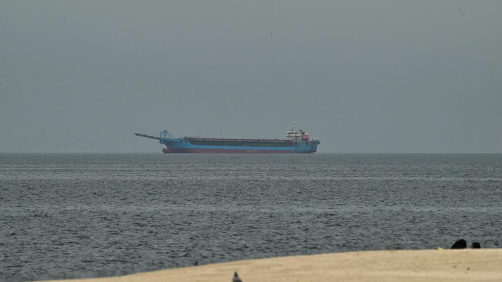 Stranded seafarers endure costly path home from Gulf