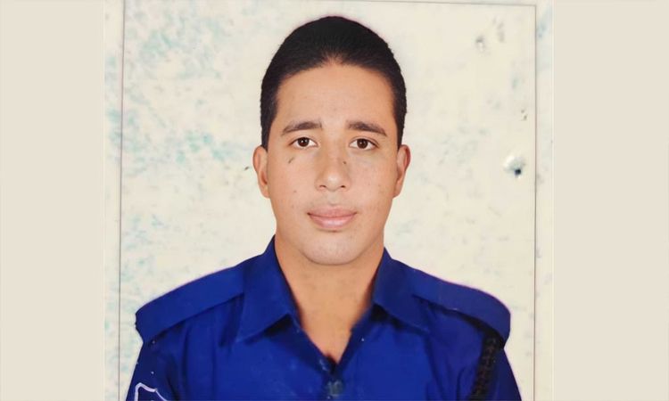 Police constable commits suicide in Khulna 