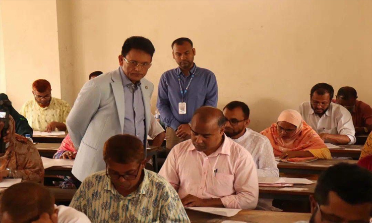 Milon visits NTRC exam centers 