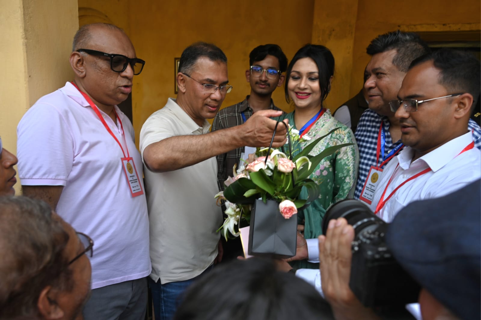 Relatives overwhelmed to receive Tarique Rahman at Zia Bari