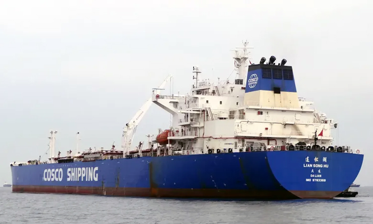 1,01,000 tonnes of diesel, octane arrive at Ctg port