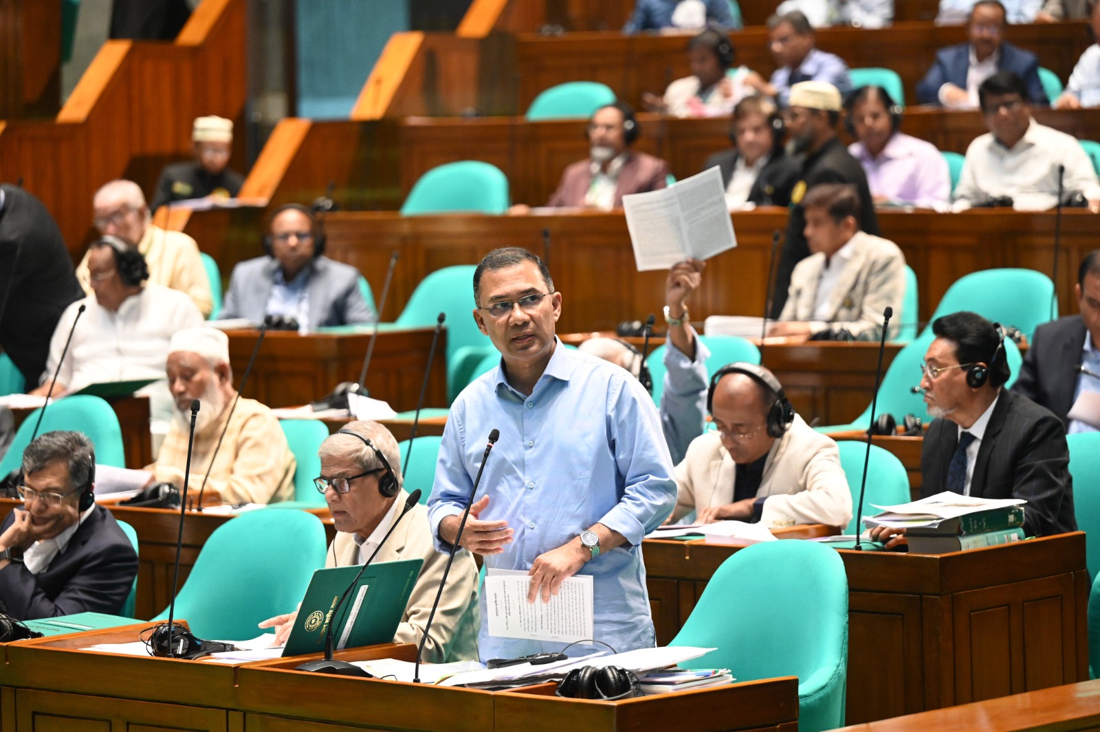 Govt prioritizes recovering assets laundered abroad: PM