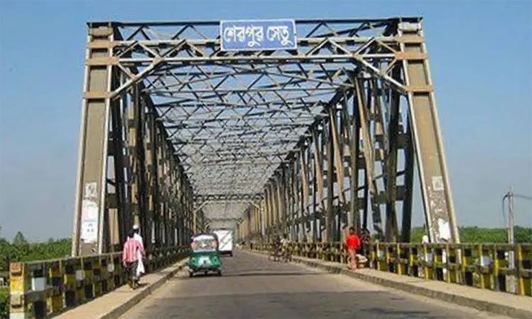 Vehicular movement restricted on Sherpur Bridge for repair work