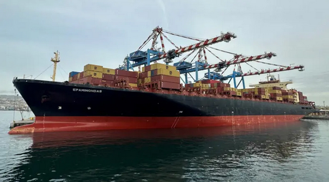 Iran says won't reopen Hormuz as long as US blockade remains