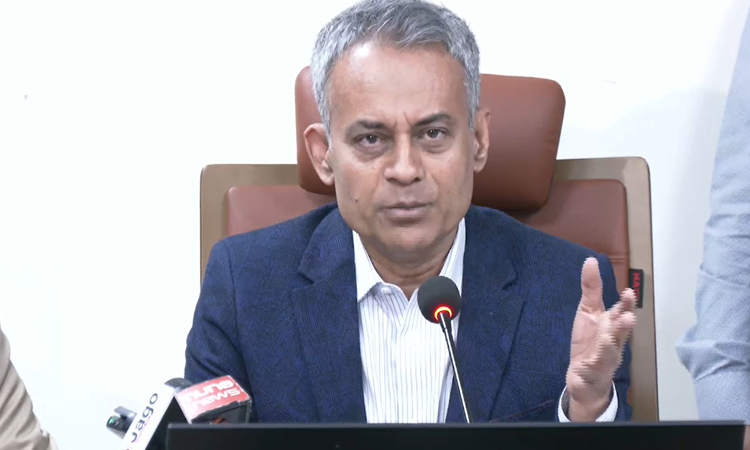 Govt increases bus fares by 11 paisa per km