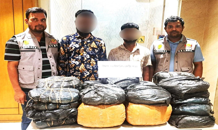 Police arrest two drug dealers with 42kg marijuana in city