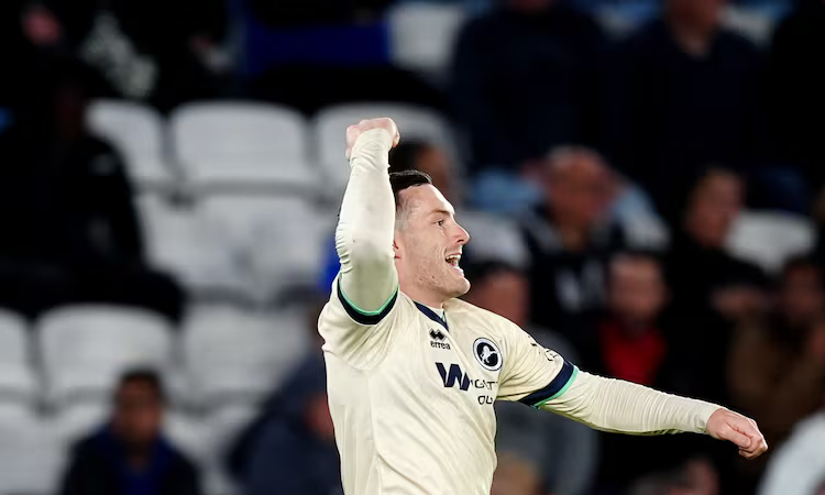 Millwall promotion hopes hit by Leicester draw