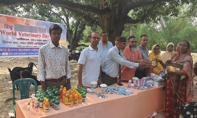 Livestock health camp held in Rajshahi on World Veterinary Day