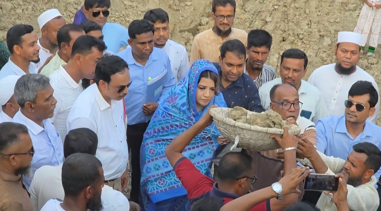 Full accountability to be ensured in canal excavation works: Shama Obaed