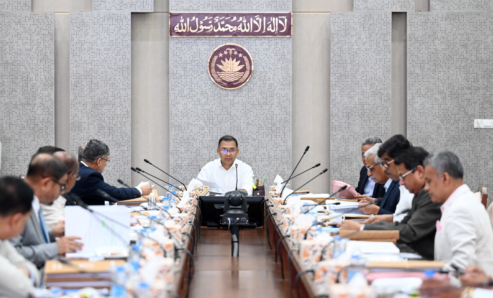 PM chairs ECNEC meeting at secretariat