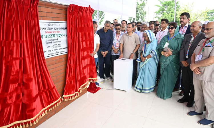 PM unveils foundation stone of Jashore Medical College Hospital 