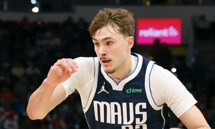 Dallas teen forward Flagg voted NBA Rookie of the Year