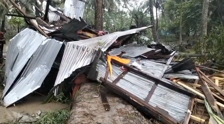 Five houses destroyed, over 50 damaged as Nor’wester lashes Patuakhali