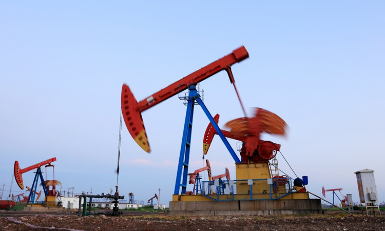 Eni says to relaunch heavy oil project in Venezuela