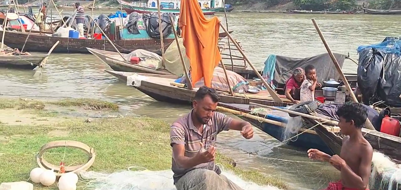 Lakshmipur fishermen set to resume fishing after 2-month ban