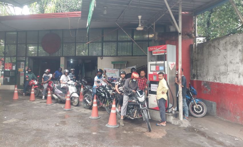Long queues disappear from filling stations in capital
