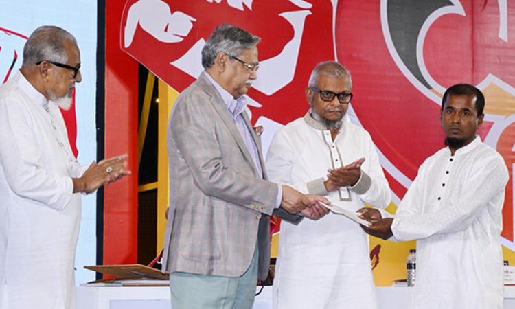 Govt to continue tripartite cooperation to resolve labour issues: Ariful