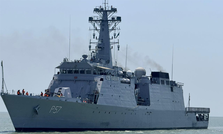 Indian naval ship arrives in Ctg